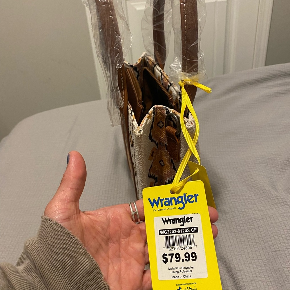 Wrangler Women's Tan and Brown Patterned Tote - Picture 3 of 6